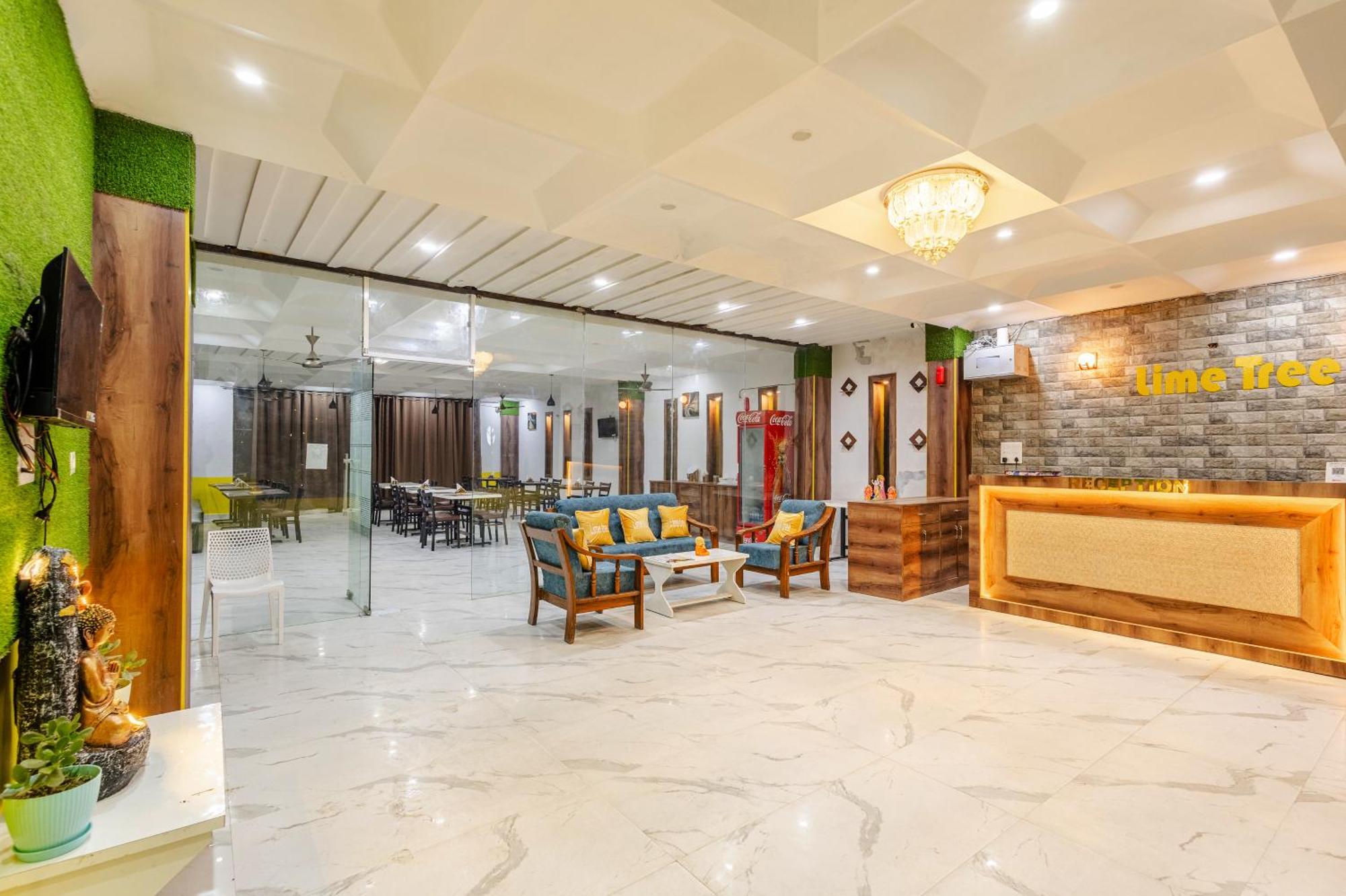 Lime Tree Hotel And Banquet Vrindāvan Exteriér fotografie