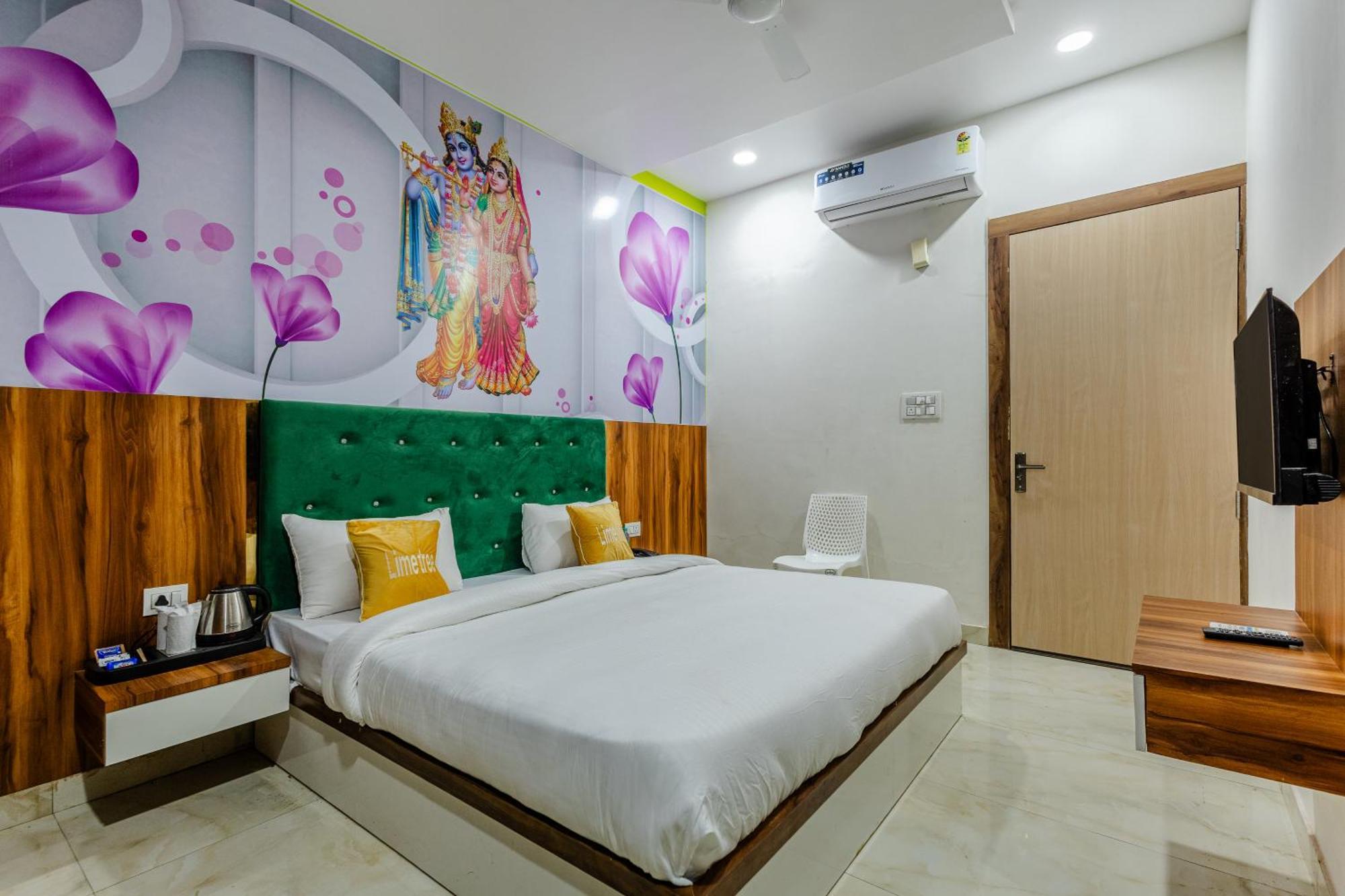 Lime Tree Hotel And Banquet Vrindāvan Exteriér fotografie