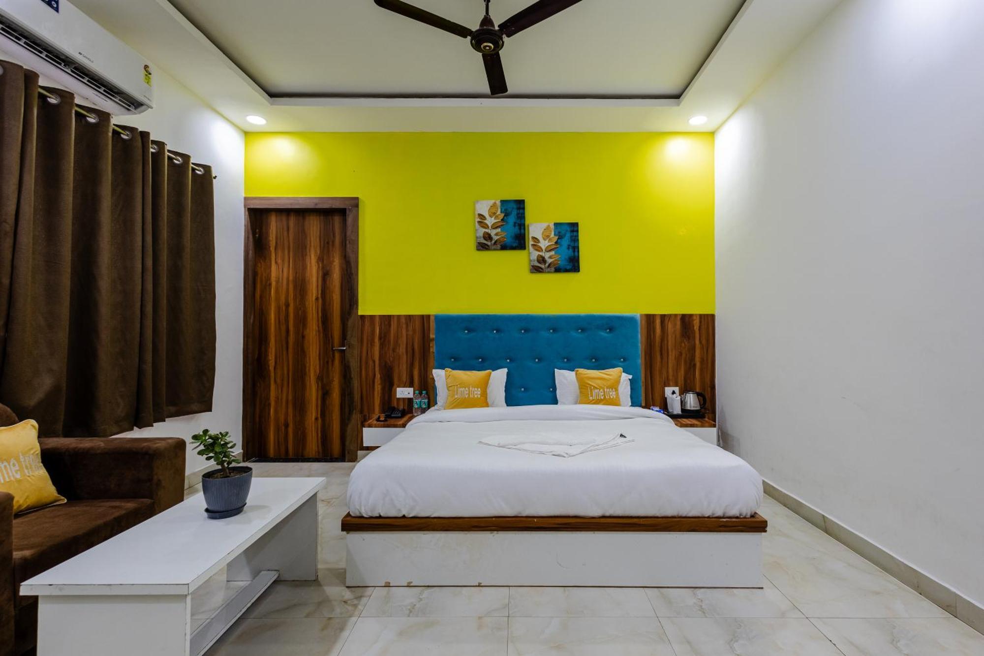 Lime Tree Hotel And Banquet Vrindāvan Exteriér fotografie