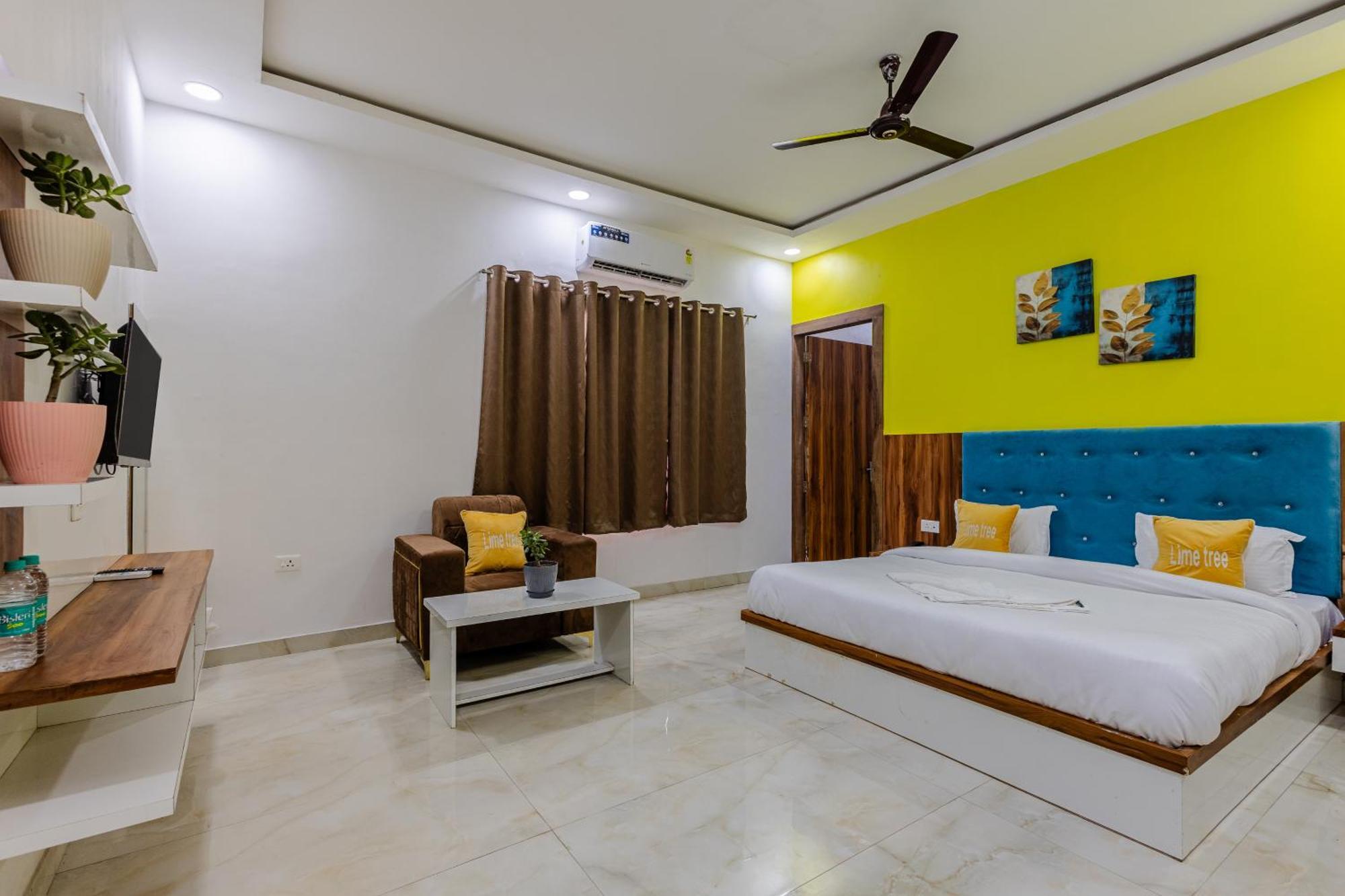 Lime Tree Hotel And Banquet Vrindāvan Exteriér fotografie